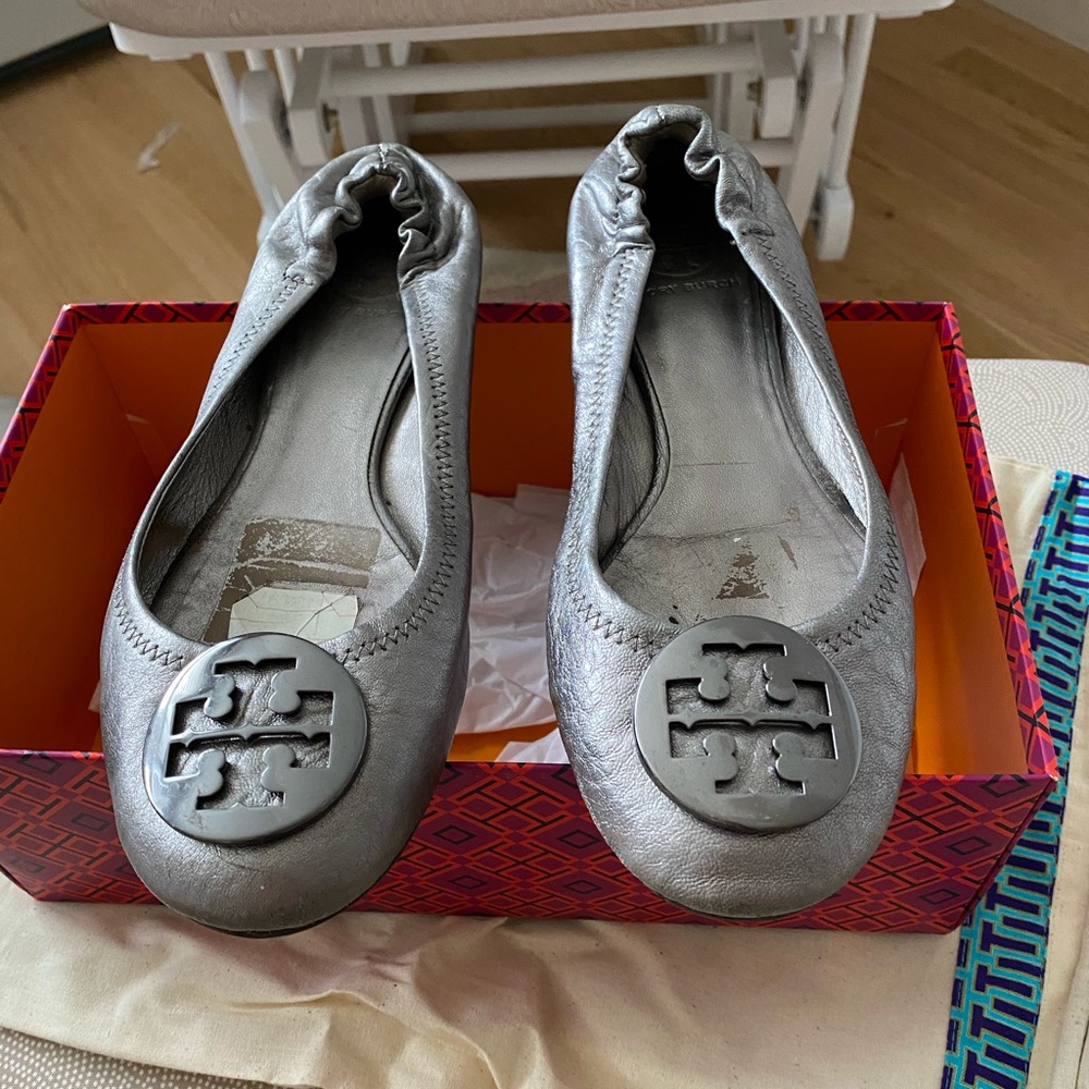 Silver Tory Burch Reva Flats, size 8